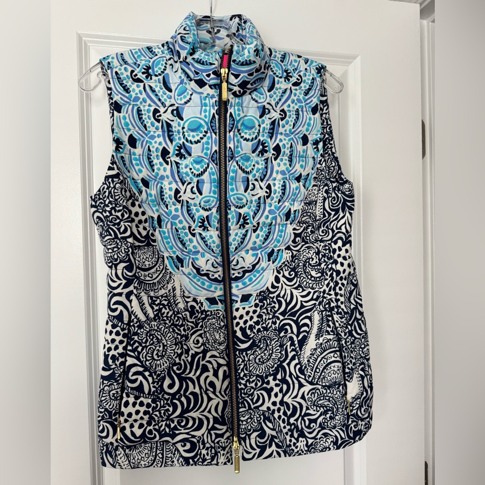 Lilly Pulitzer Blue and White Patterned Vest